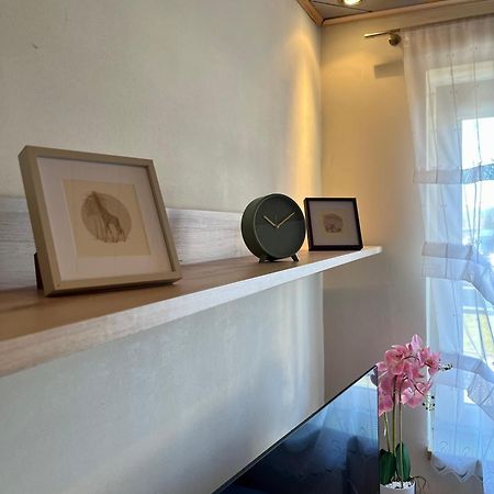 Gemuetliche Wohnung/ Cozy Apartment Niklasdorf Luaran gambar